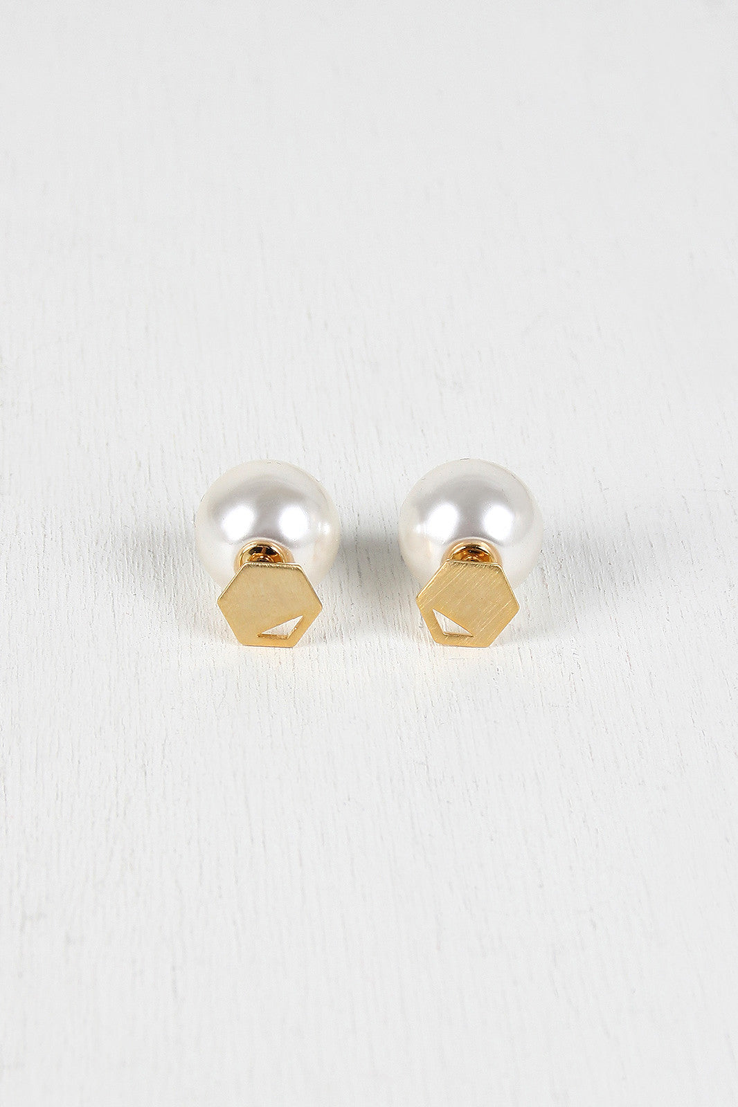 Cutout Hexagon And Pearl Double Sided Earrings
