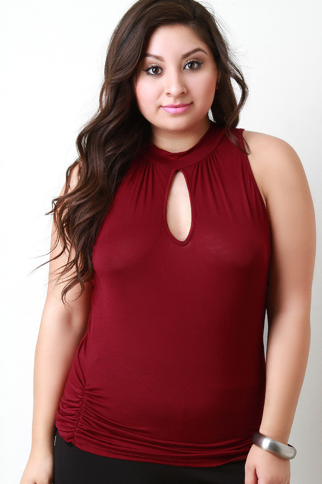 Mock Neck Hook Keyhole Sleeveless Top