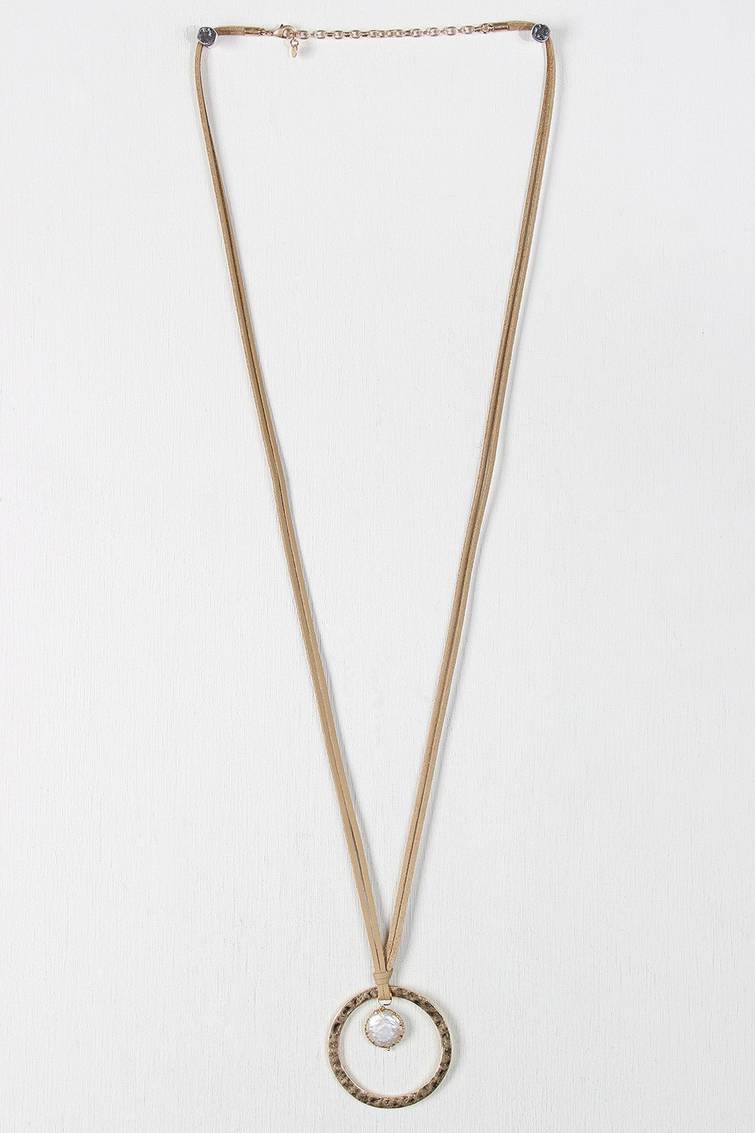 Fresh Water Pearl and Circle Pendant Necklace