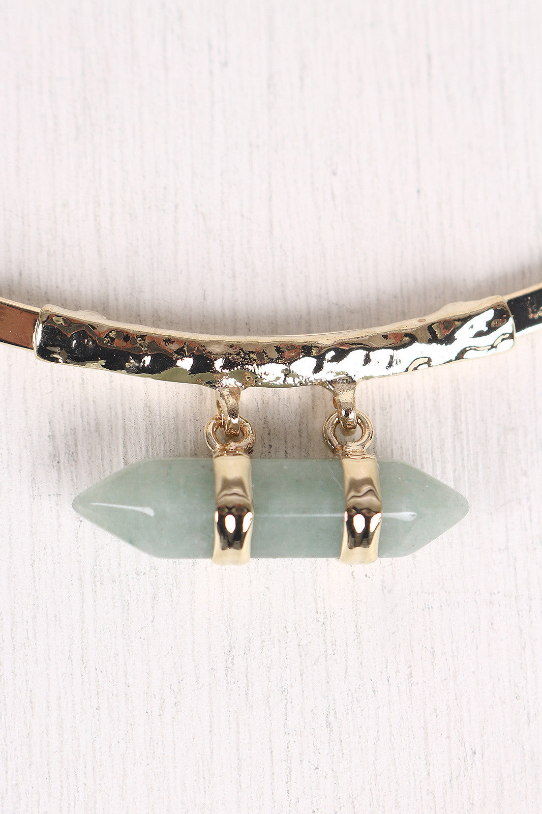 Bullet-Shaped Green Gemstone Choker
