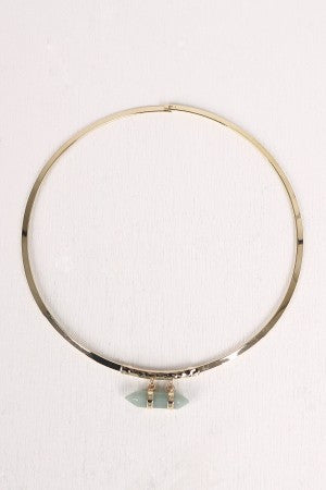Bullet-Shaped Green Gemstone Choker