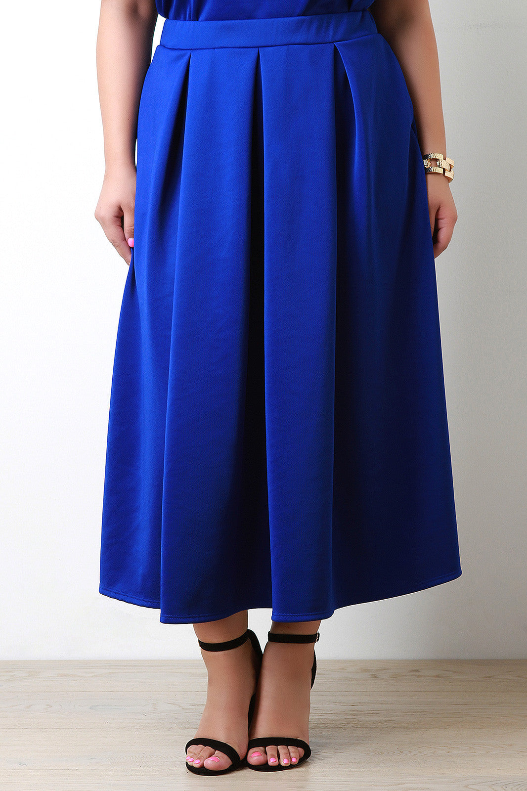 Box Pleated Knit Midi Skirt