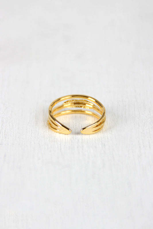 The Lone Feather Ring