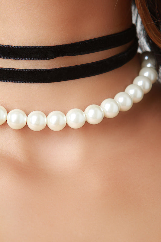 Wrapped In Velvet and Pearls Choker Necklace