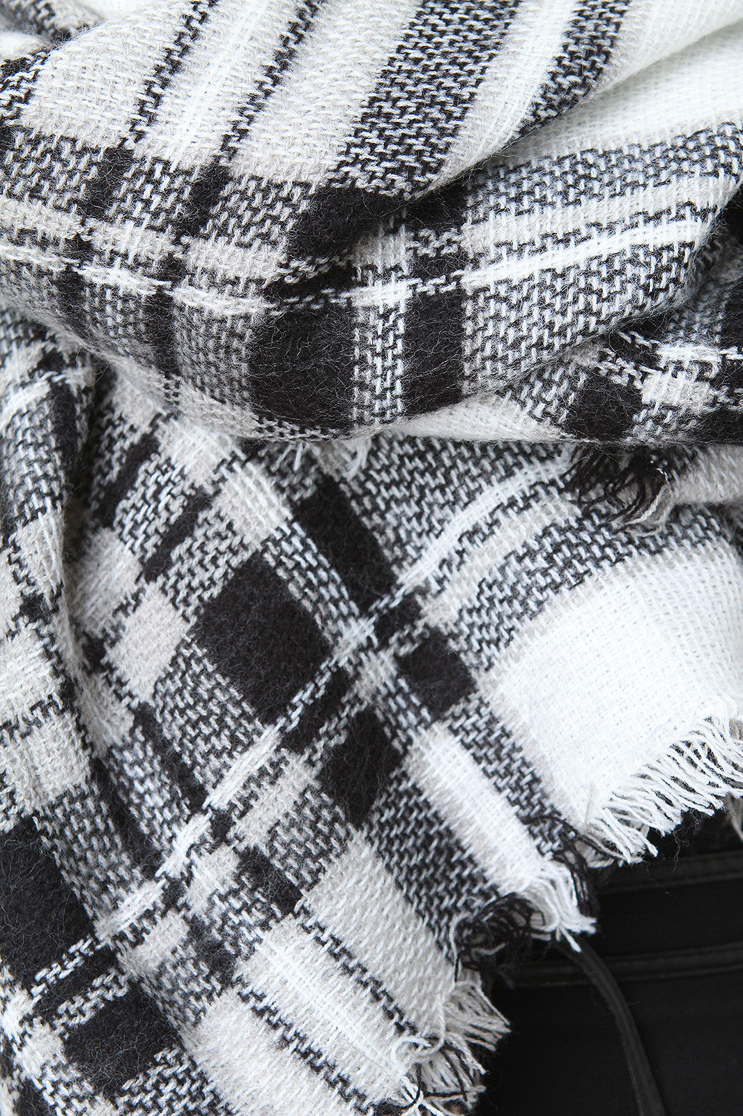 Black And White Plaid Blanket Scarf
