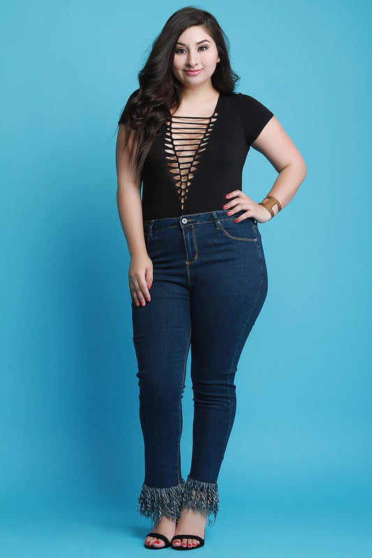 Stretchy High Rise Frayed Hem Jeans