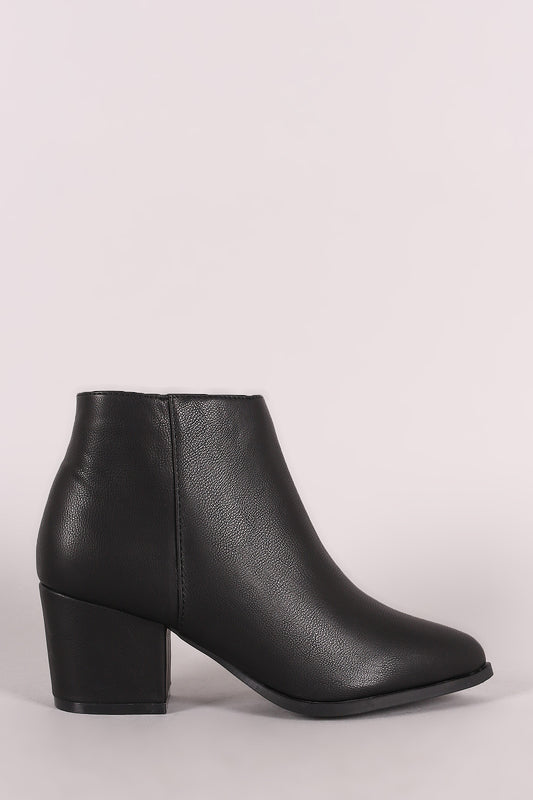 Bamboo Pointy Toe Block Heeled Western Booties